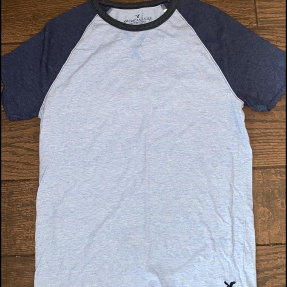 American Eagle Size Small